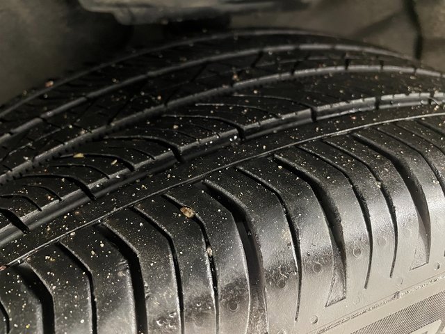 Used 2023 Buick Envision Essence w/ Sport Touring Package image 8