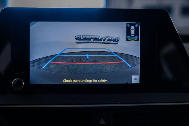New 2026 Toyota Prius Plug-In Hybrid FWD image 44