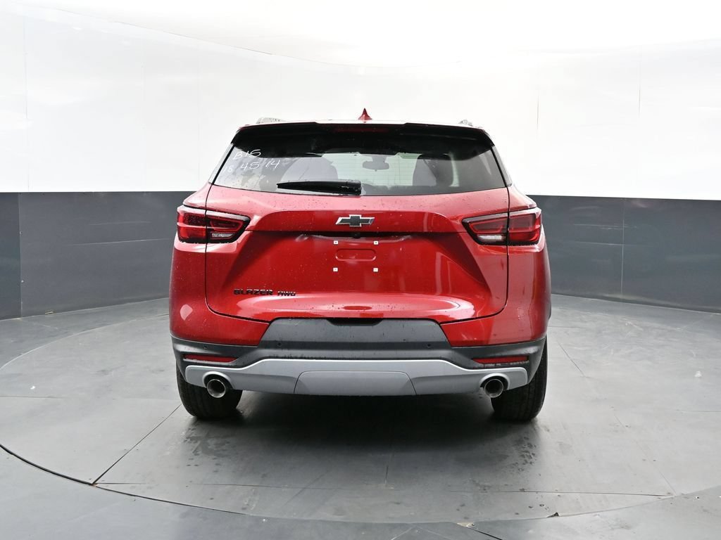 New 2026 Chevrolet Blazer LT w/ Midnight/Sport Edition AWD/4WD image 4