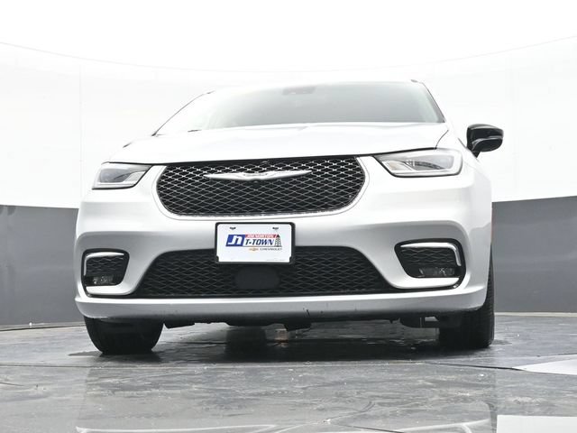Used 2024 Chrysler Pacifica Limited FWD image 51