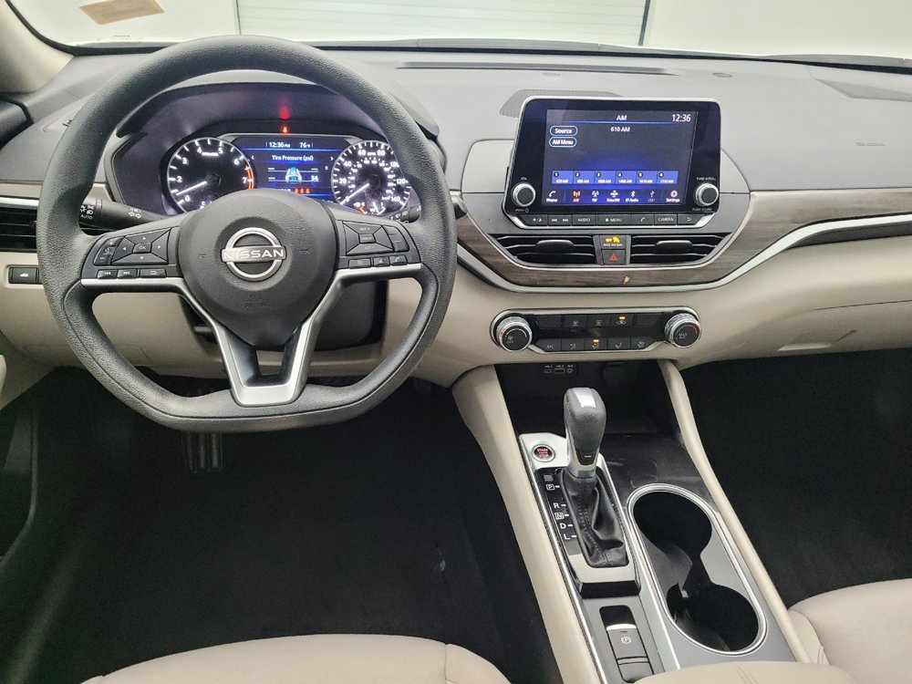Used 2024 Nissan Altima 2.5 SV AWD/4WD image 22