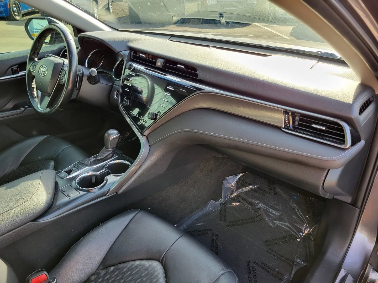Used 2019 Toyota Camry XSE image 13