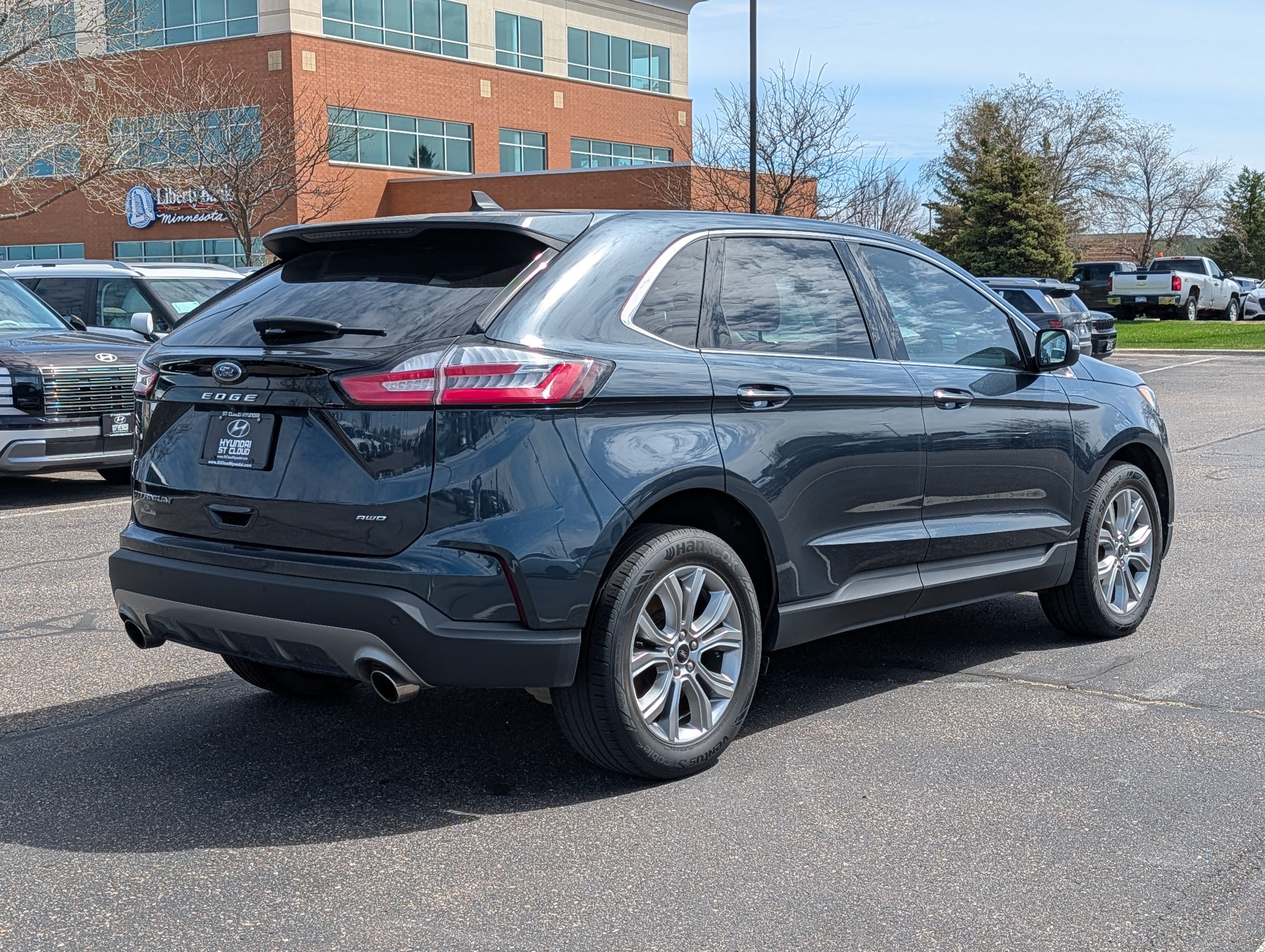 Used 2024 Ford Edge Titanium AWD/4WD image 5