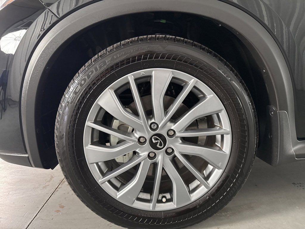 Certified 2025 INFINITI QX50 Pure image 4