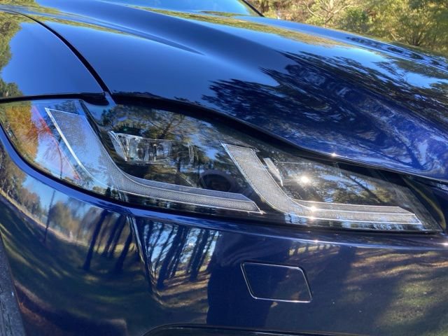 Used 2024 Jaguar F-PACE R-Dynamic S image 9