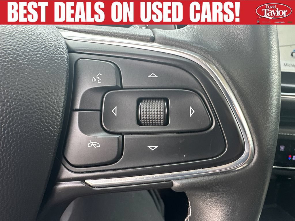 Used 2022 Buick Envision Avenir w/ Technology Package II FWD image 16