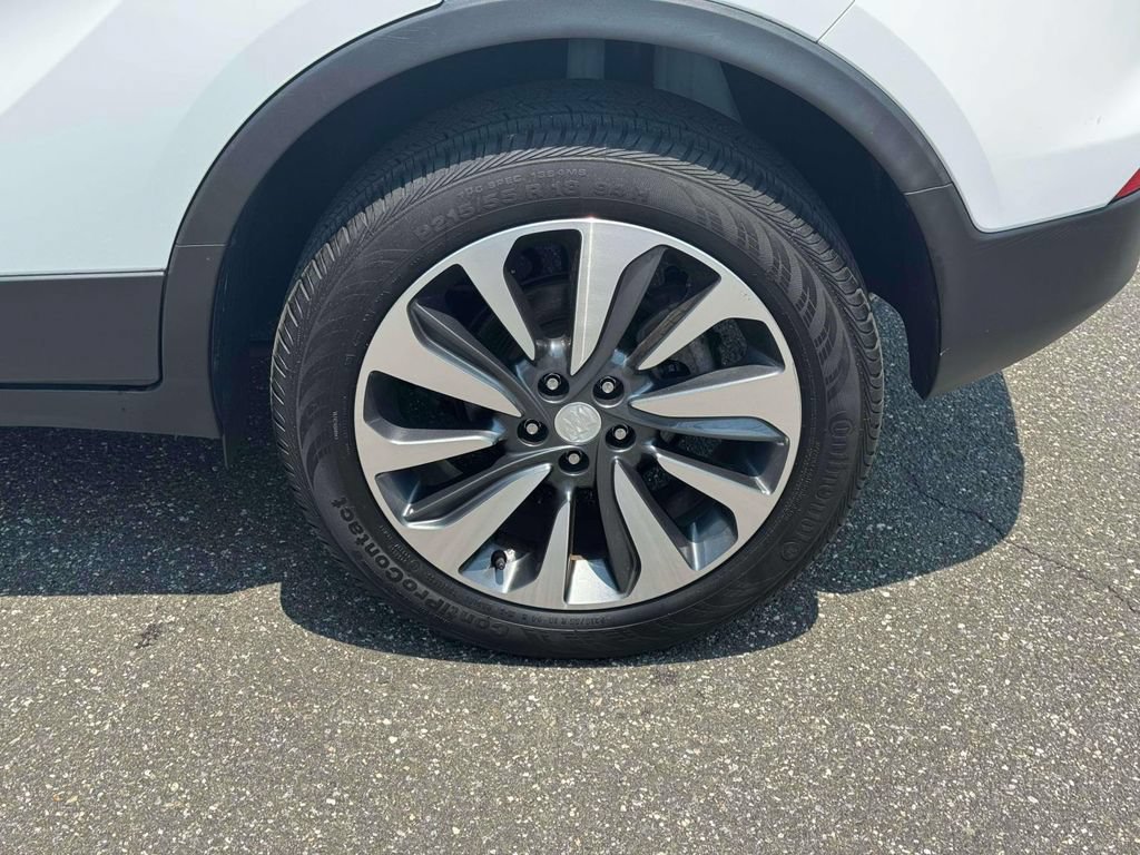 Used 2022 Buick Encore Preferred w/ Safety Package AWD/4WD image 12