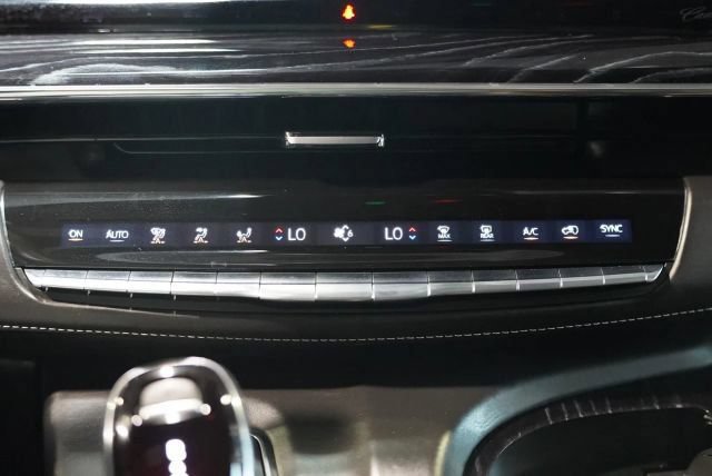 Used 2023 Cadillac Escalade V AWD/4WD image 23