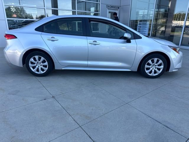 Used 2024 Toyota Corolla LE FWD image 8