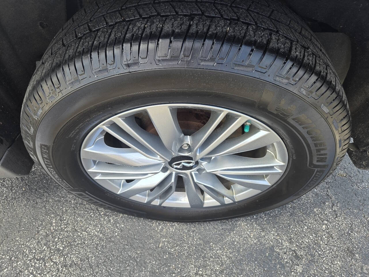 Used 2014 INFINITI QX80 4WD w/ Theater Package image 27