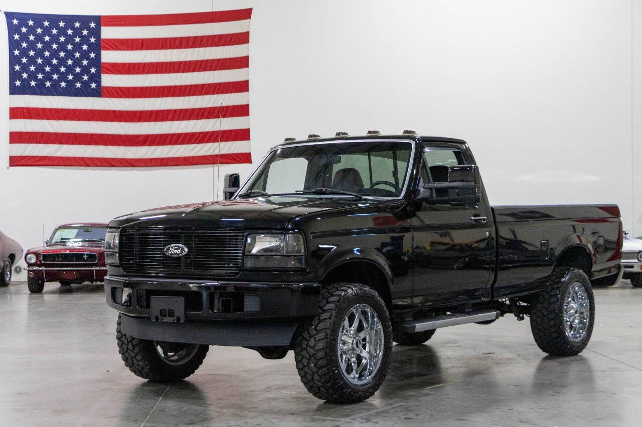 Used 1997 Ford F250 4x4 Regular Cab Heavy Duty image 3