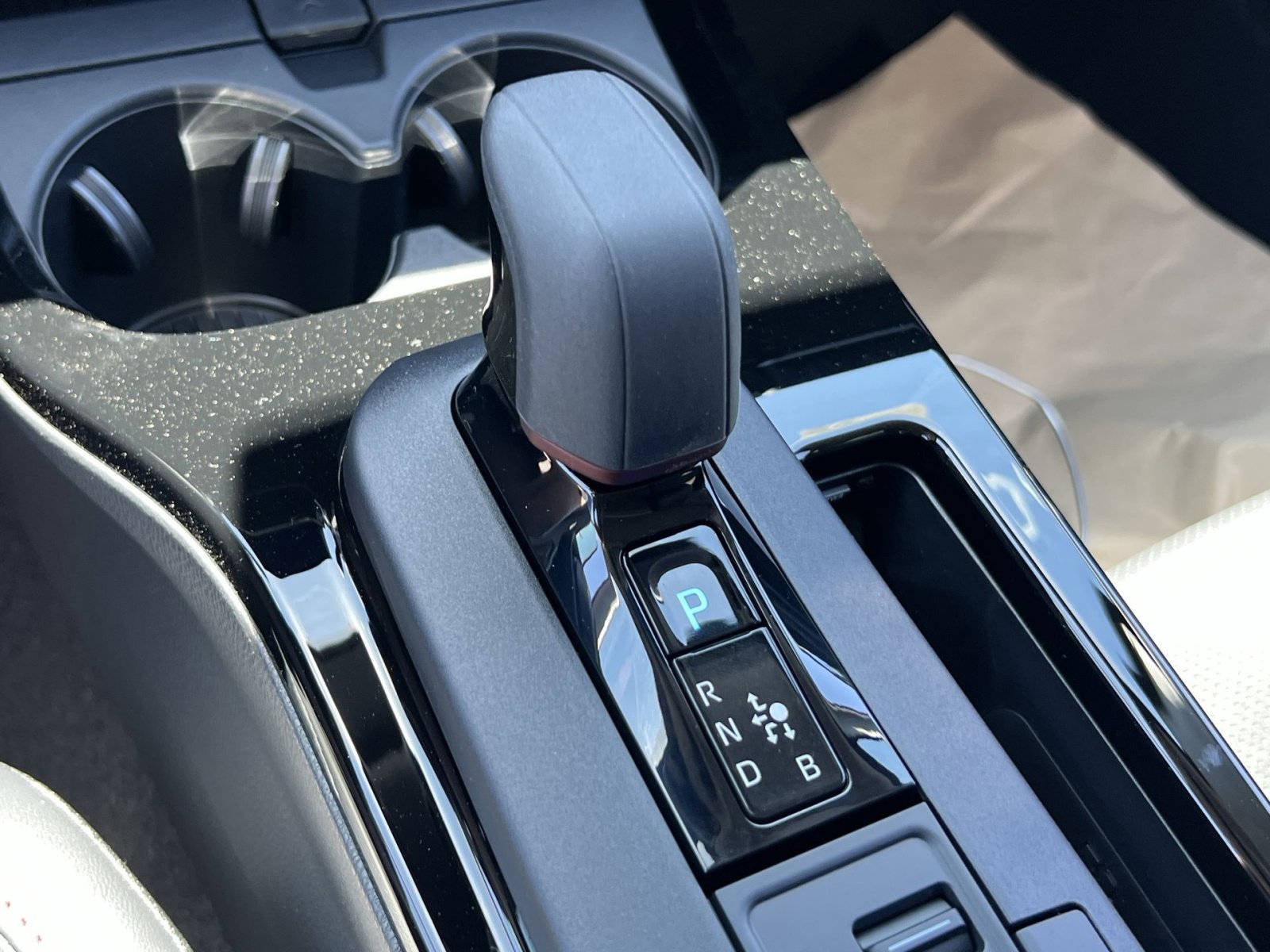 New 2026 Toyota Prius Plug-In Hybrid FWD image 17