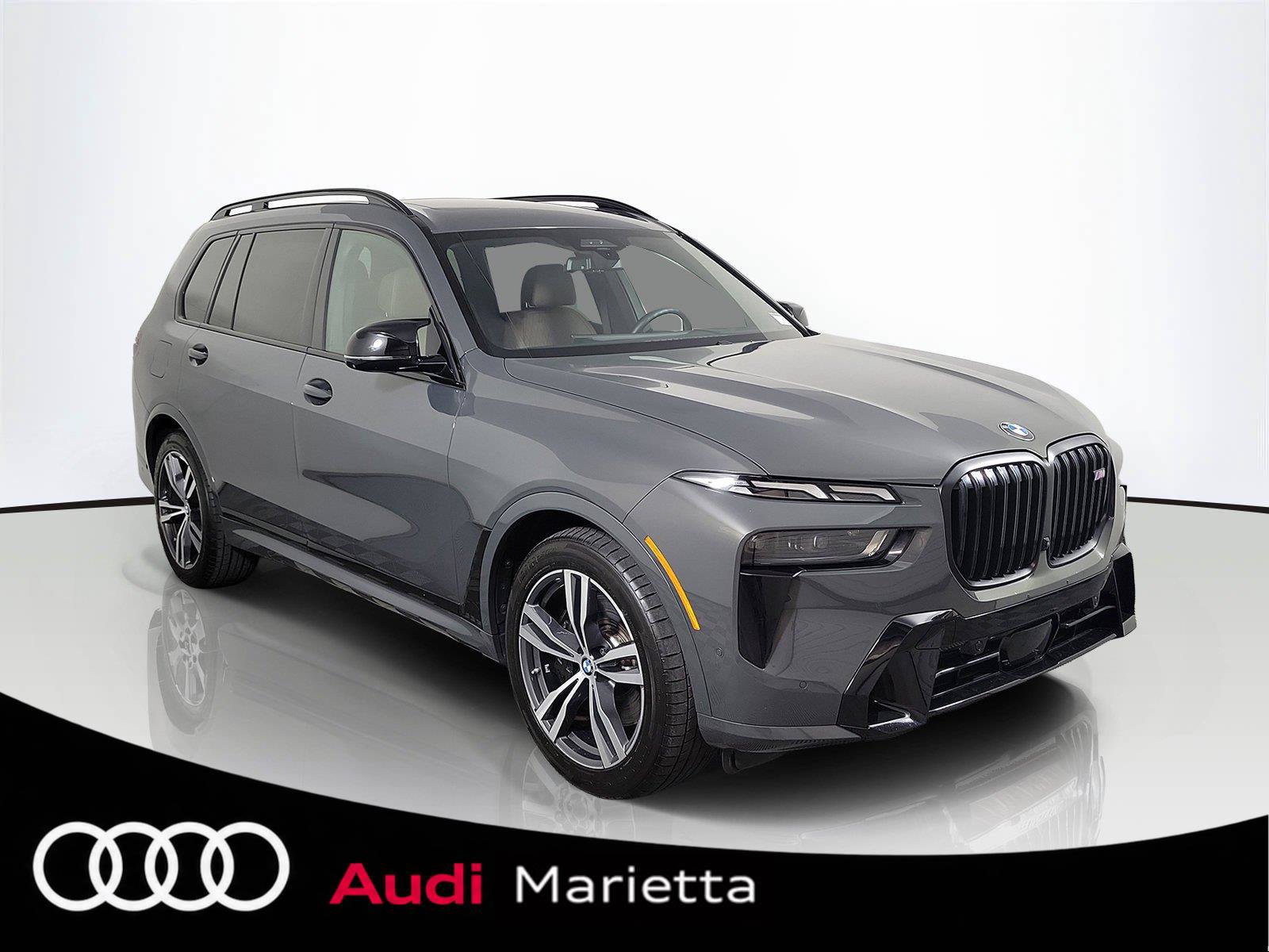 Used 2024 BMW X7 M60i w/ Executive Package AWD/4WD video 1
