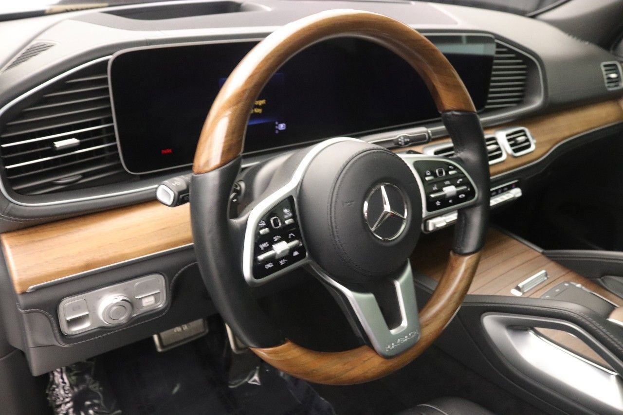 Certified 2021 Mercedes-Benz Maybach GLS 600 4MATIC image 17