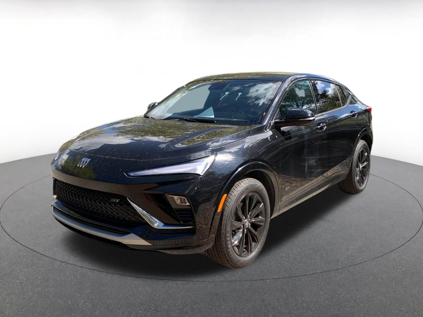 Used 2025 Buick Envista Sport Touring image 3