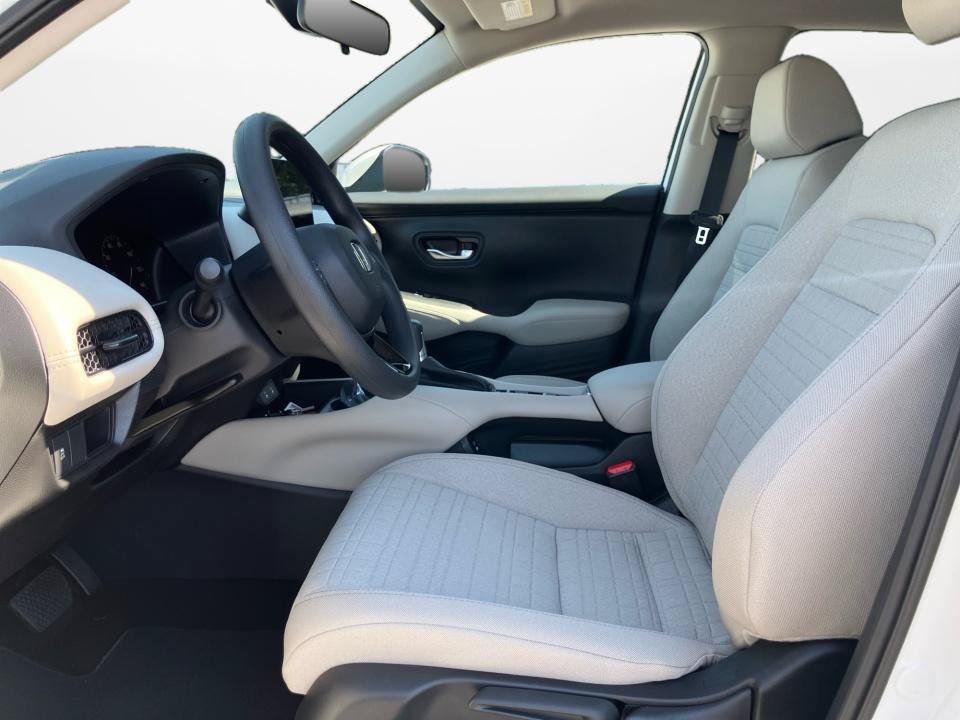 New 2027 Honda HR-V LX image 9