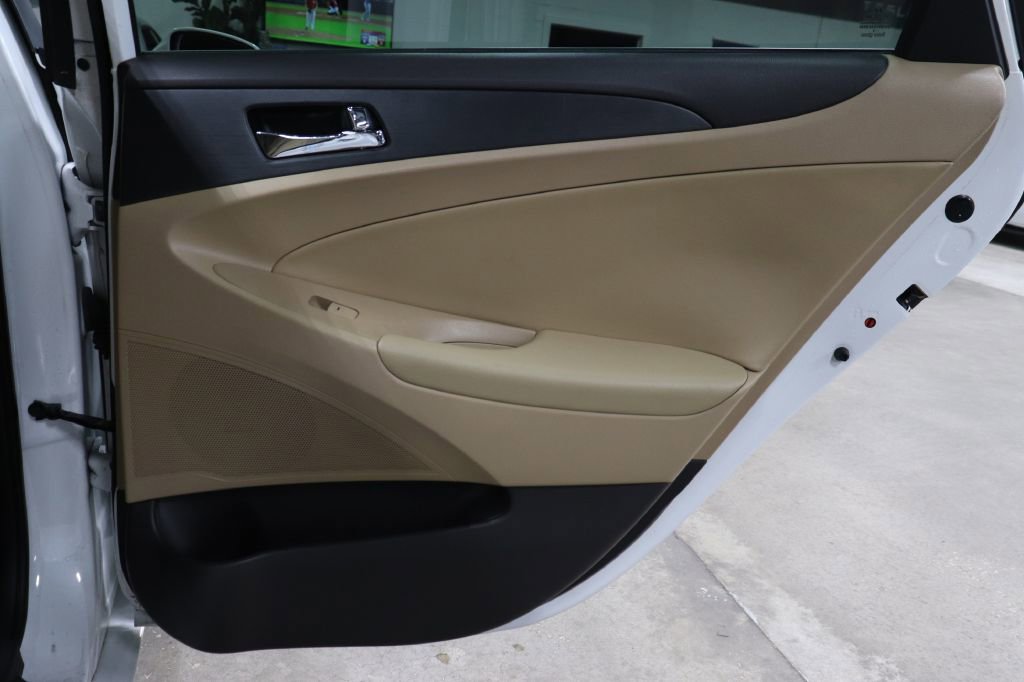 Used 2013 Hyundai Sonata GLS w/ Popular Equipment Pkg image 17