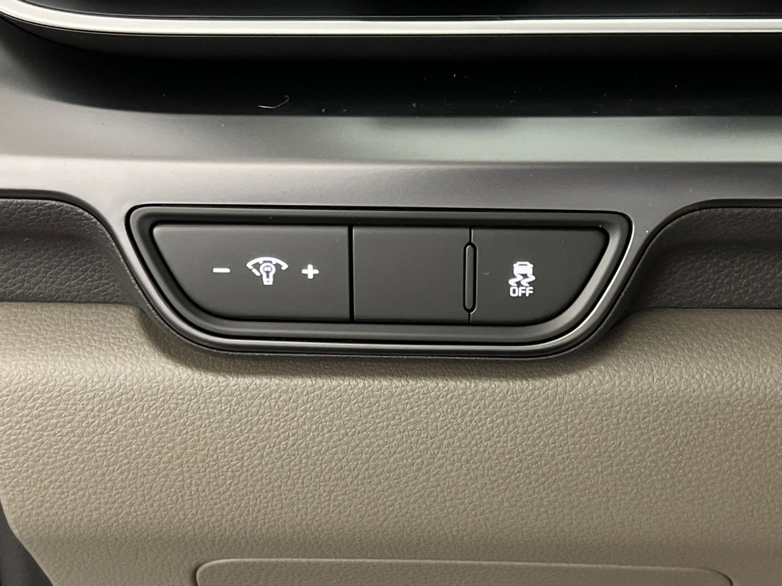 New 2026 Kia Carnival LXS image 35