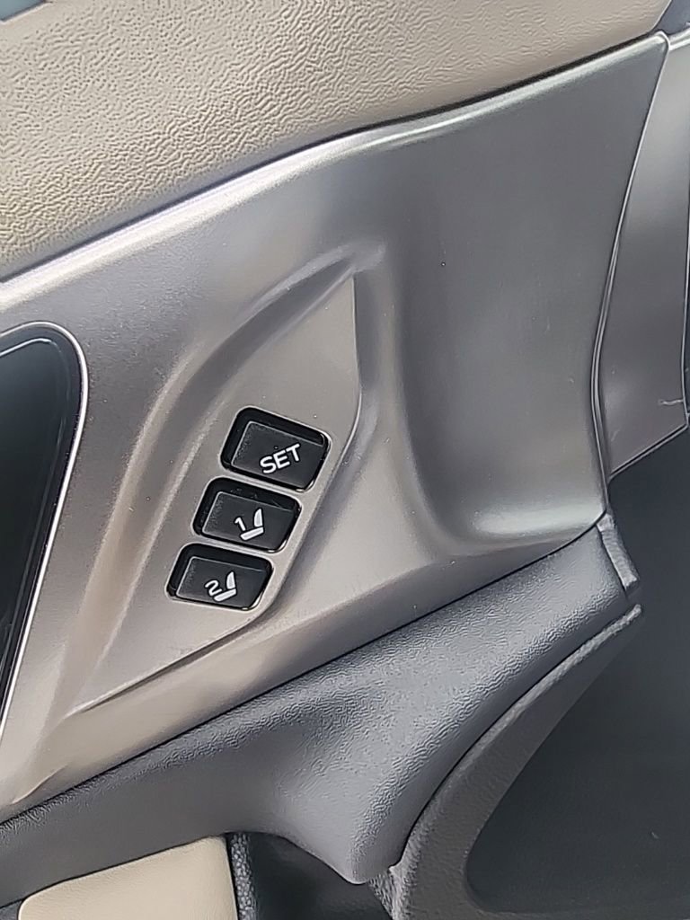 Used 2020 Subaru Outback Limited image 18