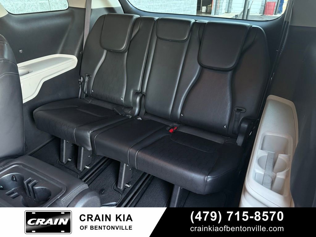 Used 2024 Kia Carnival LX image 25