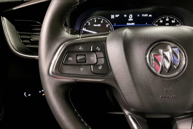 Used 2023 Buick Envision Essence image 18