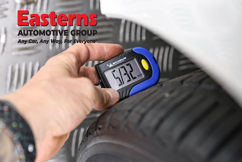 Used 2016 Acura RLX Sport Hybrid w/ Technology Pkg image 30