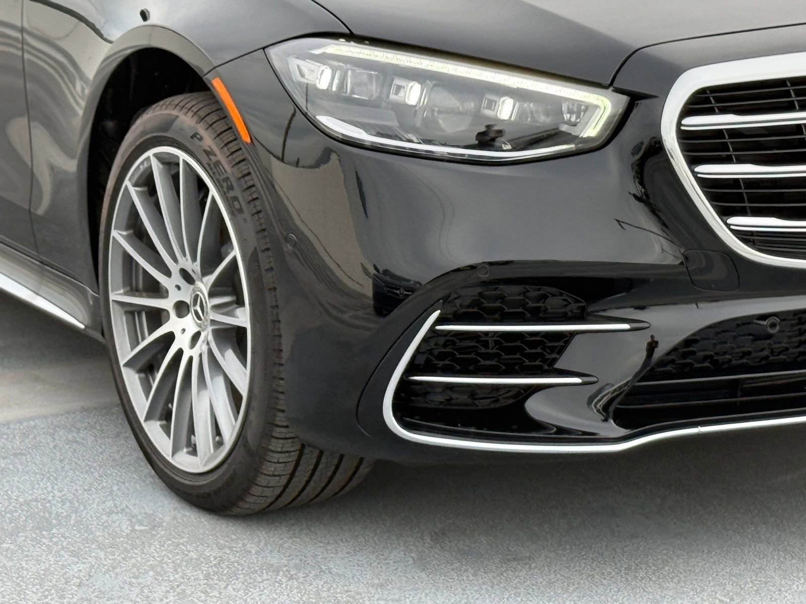 New 2026 Mercedes-Benz S 580 4MATIC Sedan image 9
