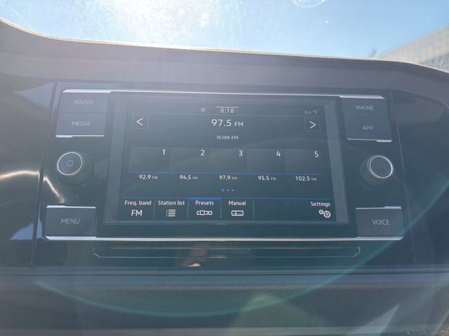 Used 2024 Volkswagen Jetta Sport FWD image 21