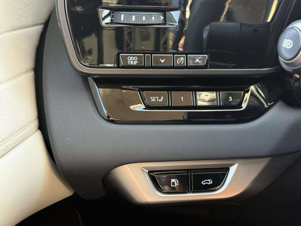 Used 2023 Lexus RX 350 AWD w/ Accessory Package image 24