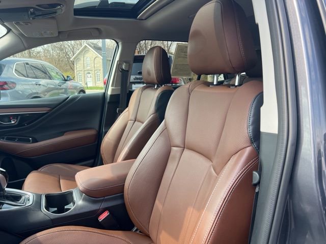 Used 2023 Subaru Outback Touring image 3