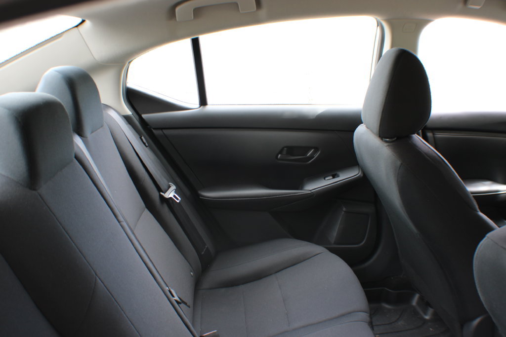 Used 2024 Nissan Sentra S FWD image 26