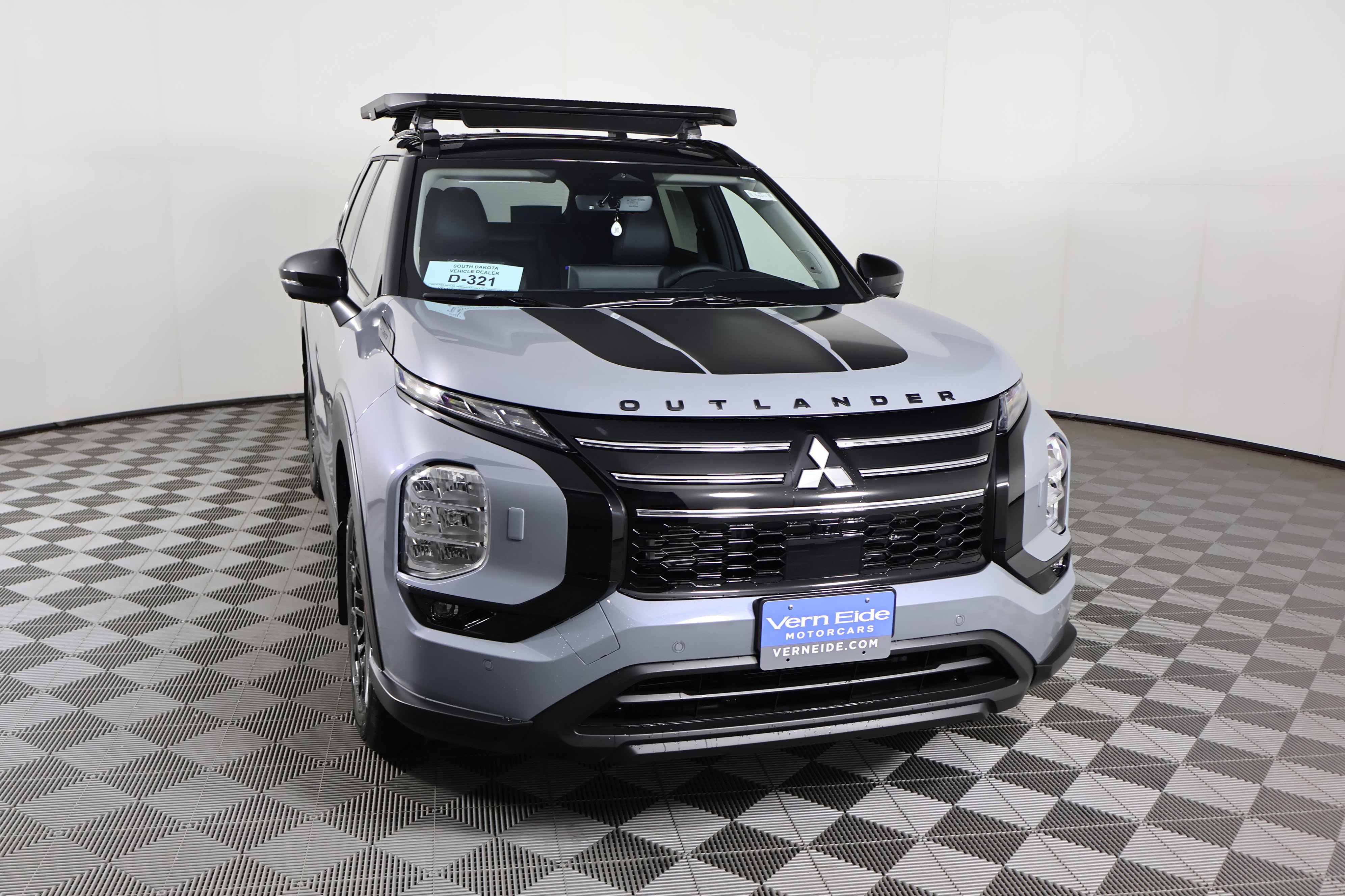 New 2026 Mitsubishi Outlander Trail Edition image 3