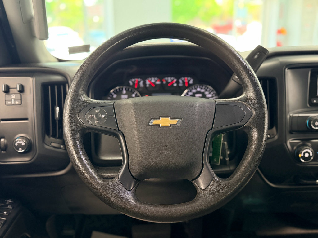 Used 2015 Chevrolet Silverado 2500 W/T w/ WT Convenience Package AWD/4WD image 16
