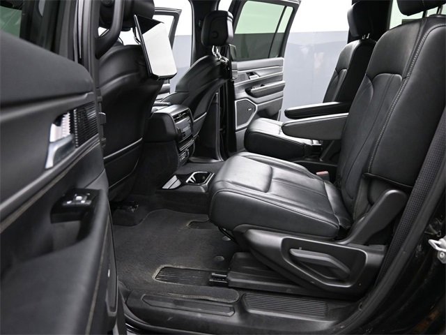 Used 2025 Jeep Wagoneer Series II image 13