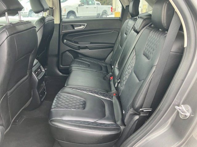 Used 2024 Ford Edge Titanium image 19