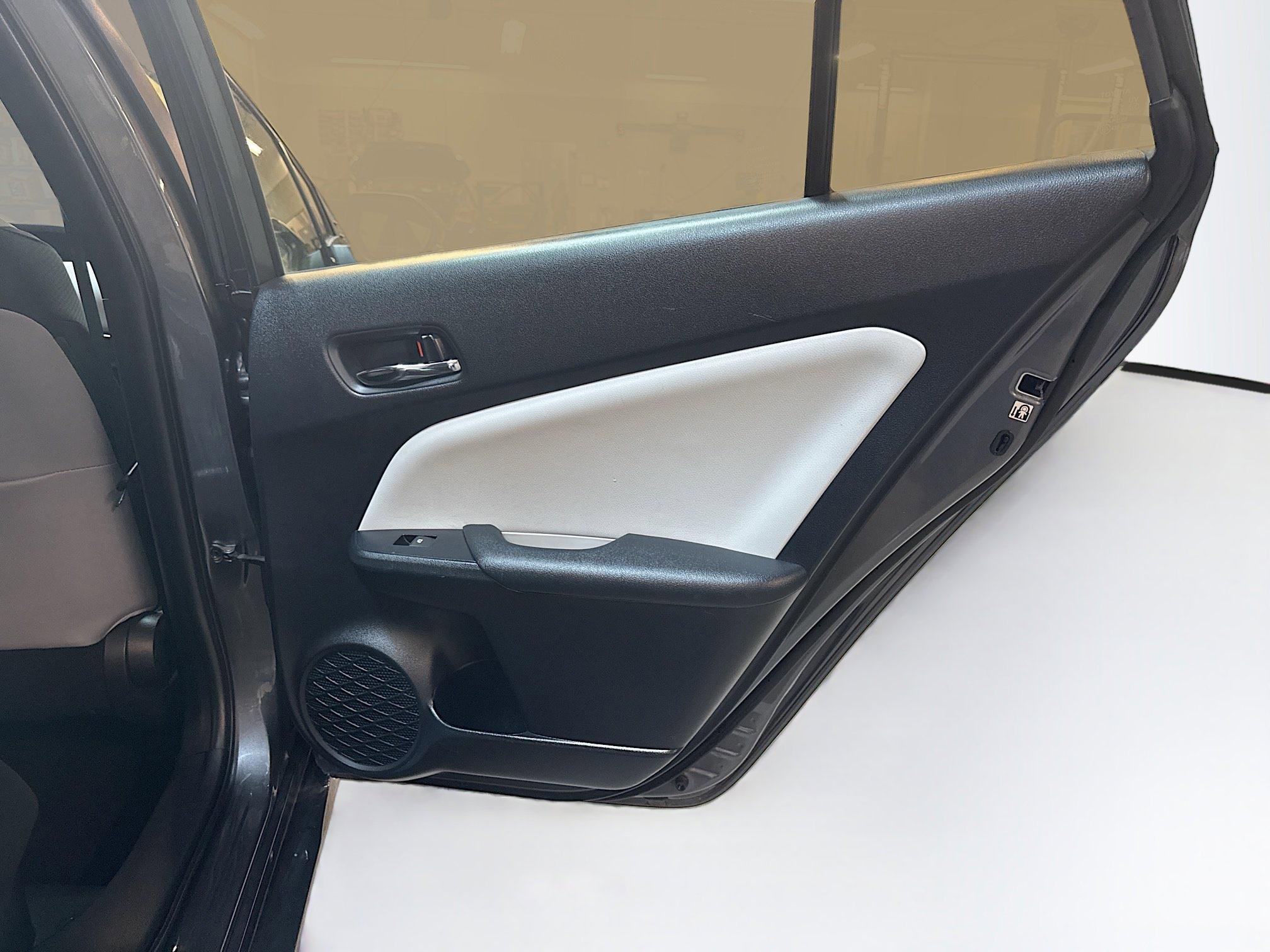 Used 2017 Toyota Prius Two image 27