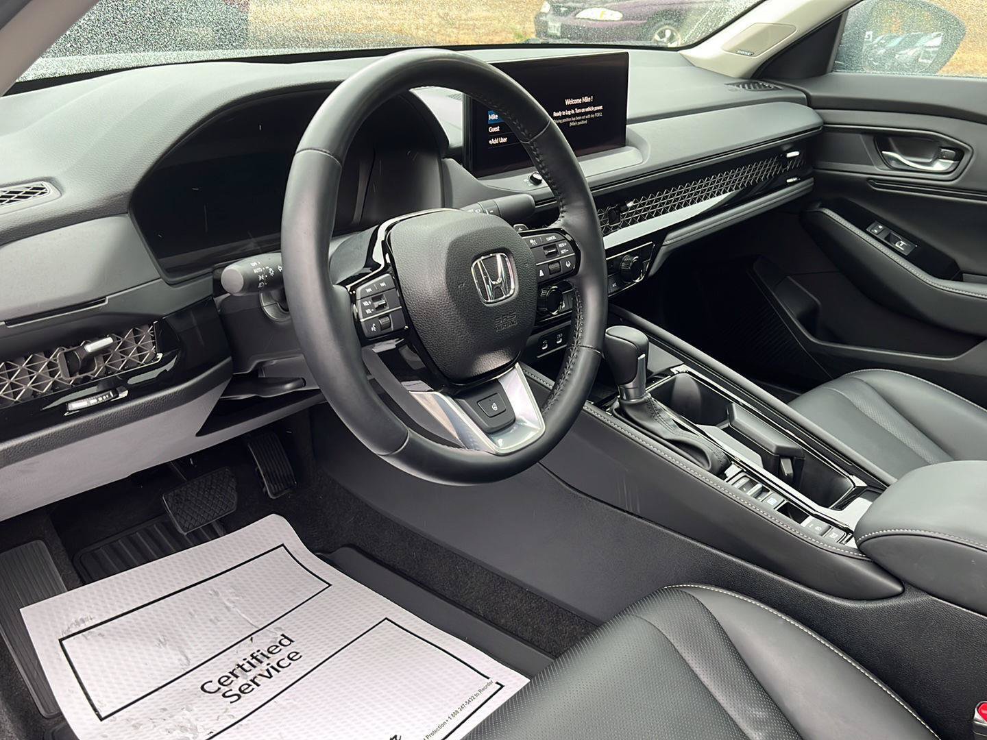 Used 2025 Honda Accord Touring image 7