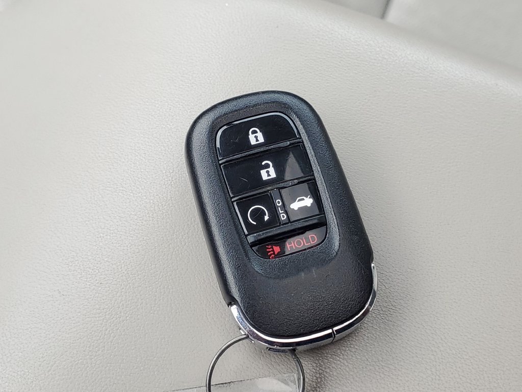 Certified 2023 Honda Accord EX image 29