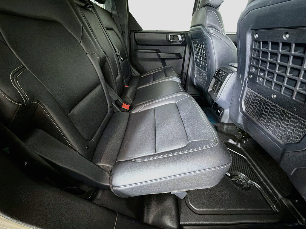 Used 2025 Ford Bronco Badlands AWD/4WD image 26