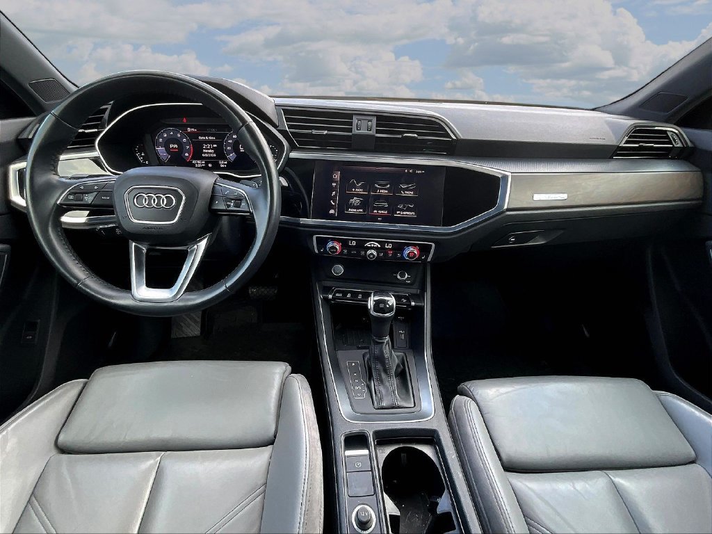Used 2020 Audi Q3 2.0T Premium Plus AWD/4WD image 7
