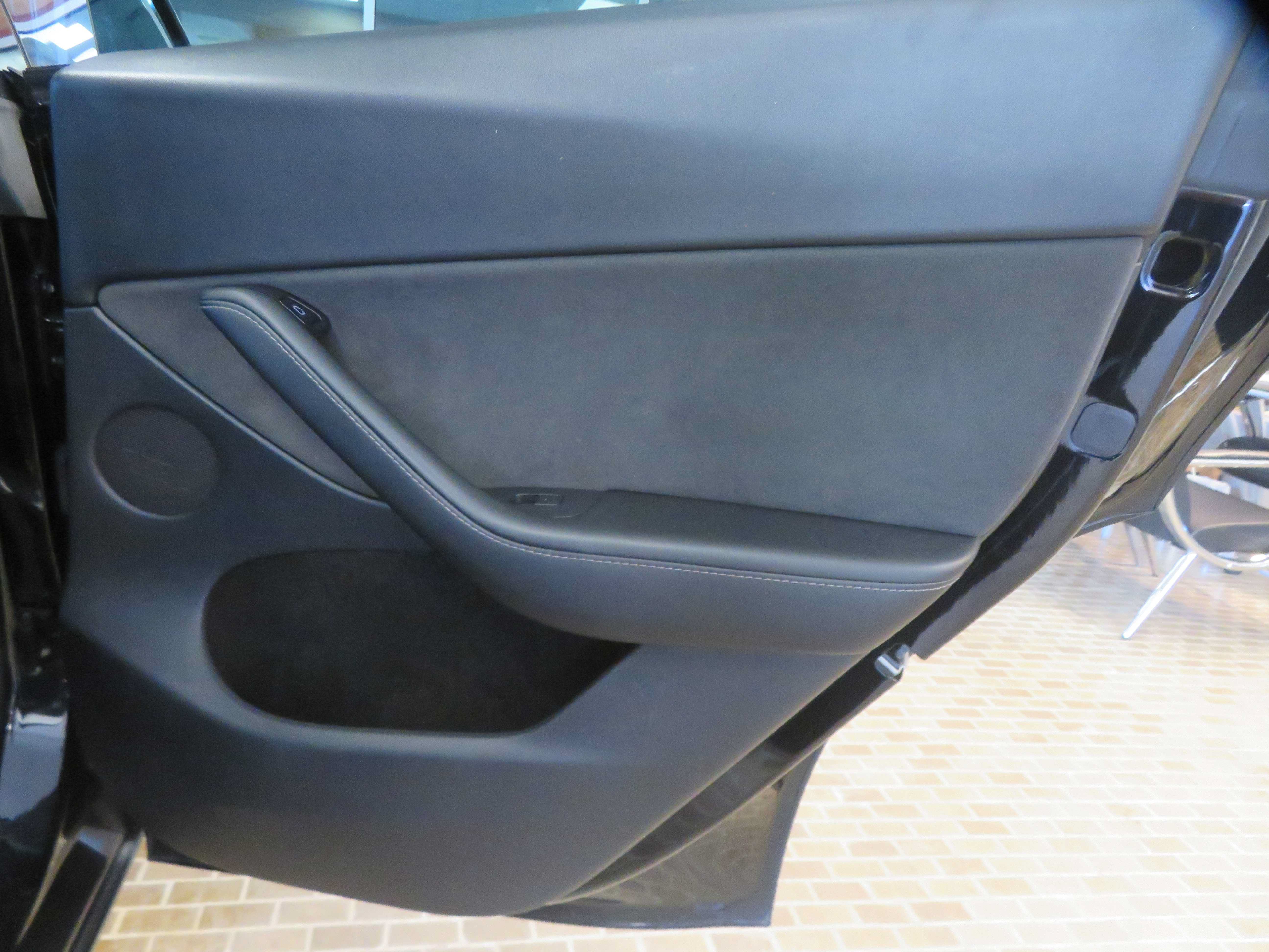 Used 2022 Tesla Model Y Performance AWD/4WD image 17