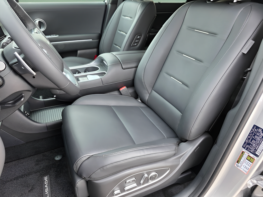 New 2026 Hyundai Palisade Calligraphy AWD/4WD image 13