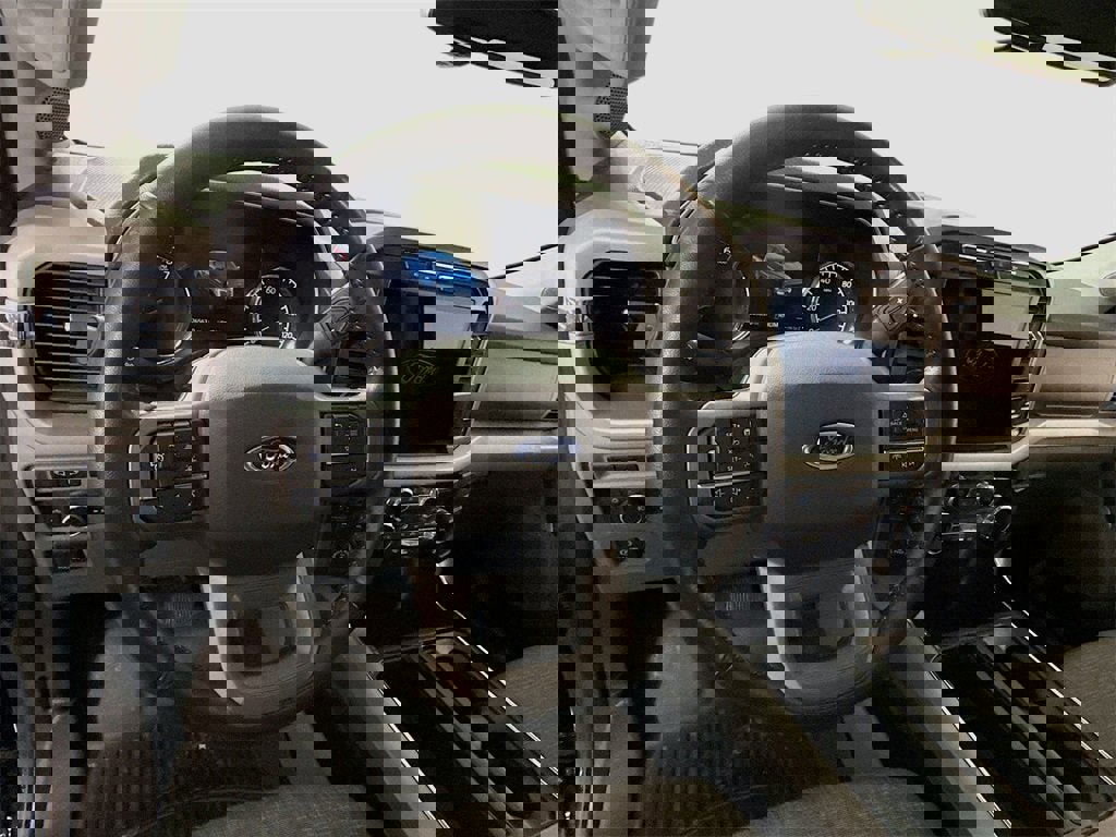 Used 2022 Ford F150 XLT w/ Equipment Group 302A High image 5