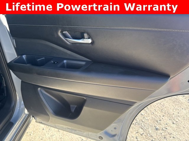 Used 2024 Nissan Pathfinder SL w/ Cargo Package image 26