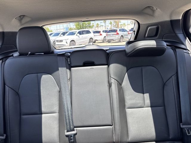 Certified 2025 Volvo XC40 B5 Core w/ Protection Package Premier AWD/4WD image 19