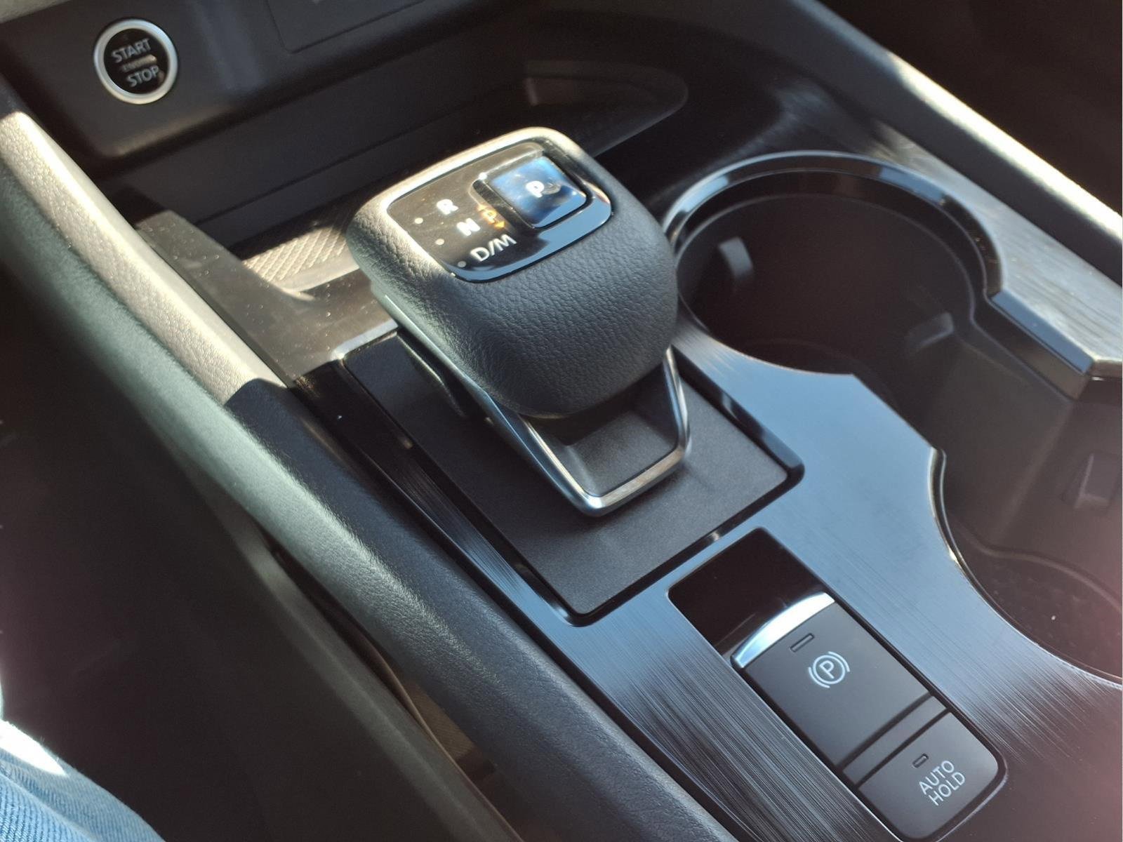 Used 2022 Nissan Rogue SV image 20