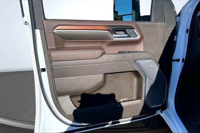 Used 2025 GMC Sierra 3500 Denali w/ Denali Reserve Package image 21
