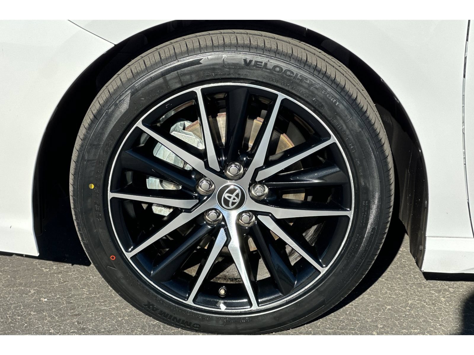 Certified 2024 Toyota Camry SE FWD image 30