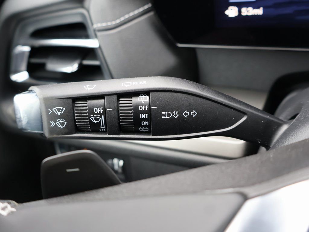 New 2026 Chevrolet Traverse LT w/ Midnight/Sport Edition image 15