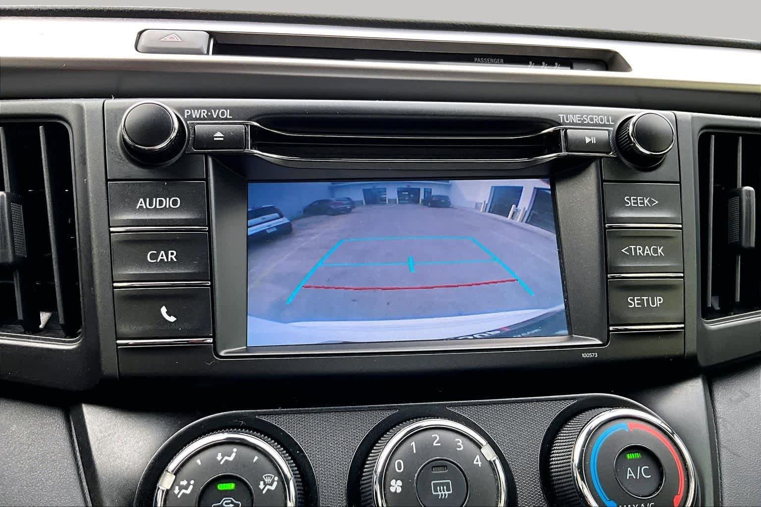 Used 2017 Toyota RAV4 LE FWD image 28